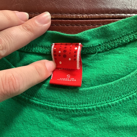🎄3 for $18🎄GUC Target brand women’s Christmas tree T, green, size S - Picture 3 of 5